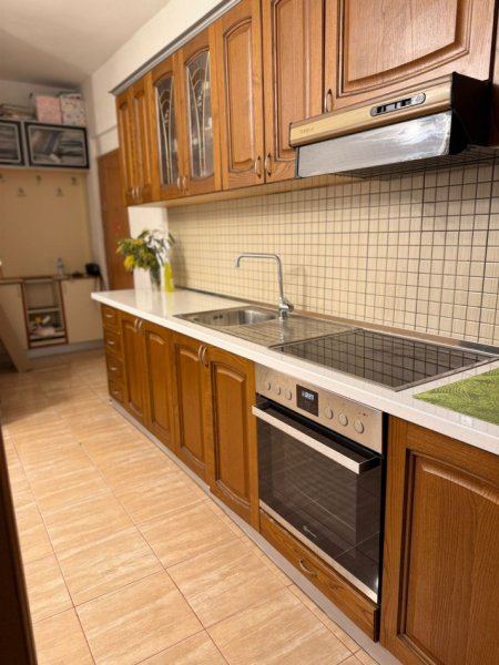 Tirane, jepet me qera apartament 1+1 Kati 4, 70 m² 420 € (Astir)