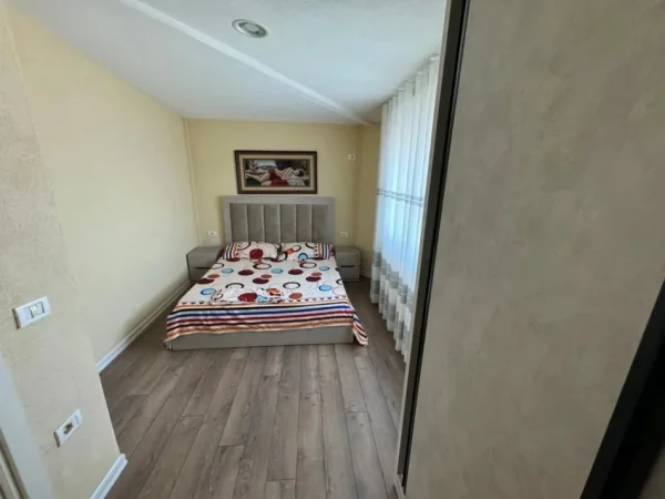 Durres, shitet apartament 2+1 Kati 5, 90 m² 150.000 € (golem)