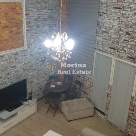 Tirane, jepet me qera apartament 2+1 Kati 1, 69 m² 450 € (Fresku)