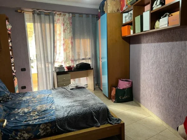 Tirane, shitet apartament 2+1+Ballkon Kati 7, 117 m² (Astir)
