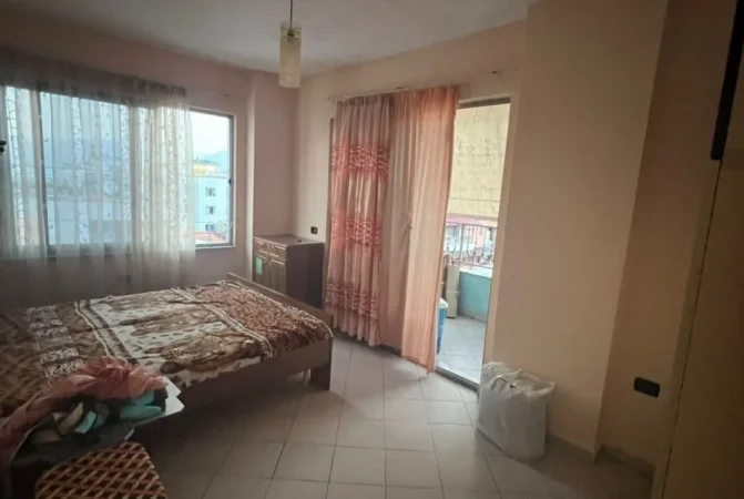 Tirane, shitet apartament 2+1+Ballkon Kati 8, 79 m² 125.000 € (YZBERISHT)