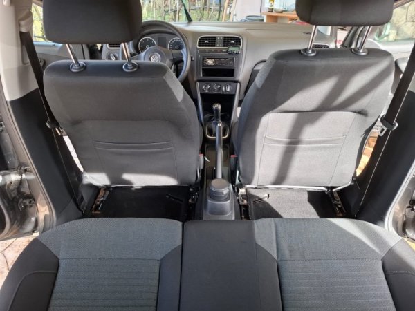 Shitet Volkswagen Polo 1.2 Naftë – 2010