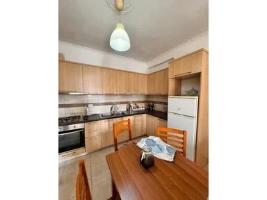 Tirane, jepet me qera apartament 2+1 Kati 8, 97 m² 450 € 