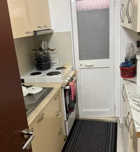 Tirane, jepet me qera apartament 1+1+Aneks Kati 2, 56 m² 146.000 € (Ali Demi, perballe Azilit)