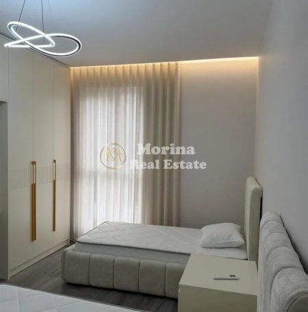 Tirane, jepet me qera apartament 2+1 Kati 8, 103 m² 900 € (Don Bosko)