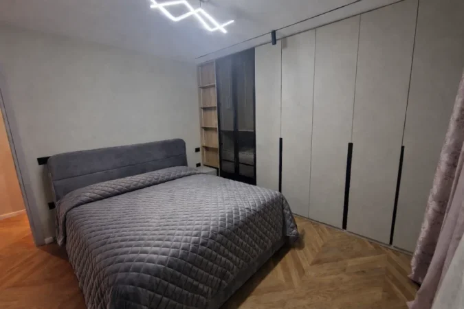 Tirane, jepet me qera apartament 1+1+Ballkon , 72 m² 650 € (Kodra e Diellit, Tirane)