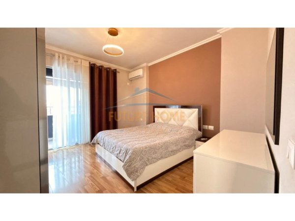 Tirane, jepet me qera apartament 2+1 Kati 7, 111 m² 650 € (unaza e re)