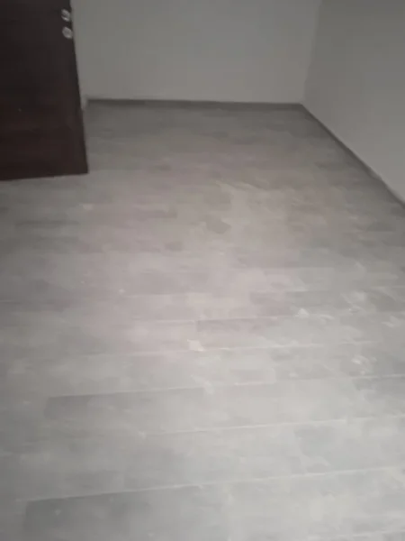 Tirane, shes apartament 1+1 Kati 1, 70 m² 57.000 € (Rruga Gaxherri)