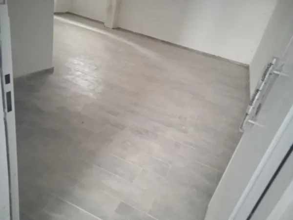 Tirane, shitet apartament 1+1 Kati 1, 40 m² 37.000 € (Rruga Gaxherri ne Fresk)