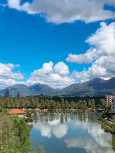 Tirane, shes apartament 2+1 , 170 m² 498.000 € 