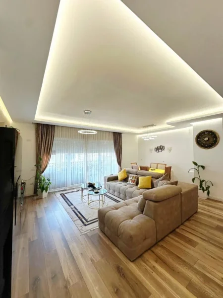 Tirane, shes apartament 2+1 , 170 m² 498.000 € 