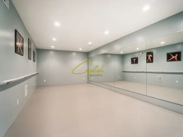 Tirane, shitet ambjent biznesi Kati 1, 75 m² 250.000 € (RRUGA MUHAMET GJOLLESHA)