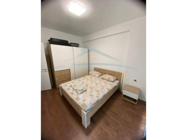 Tirane, jepet me qera apartament Kati 2, 69 m² 550 Euro (Liqeni i Thate)
