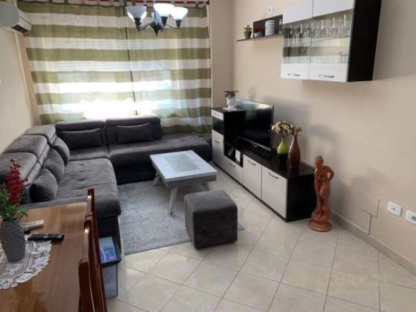 Tirane, shitet apartament 1+1+BLK Kati 5, 56 m² 93.000 Euro (Ndre Mjeda)