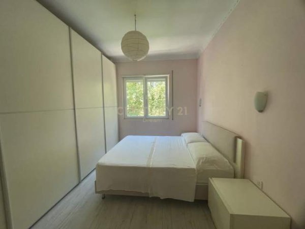 Tirane, shitet apartament 2+1+BLK Kati 4, 99 m² 115.000 Euro (Rruga Shefqet Kuka Tirana, Albania)