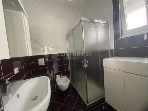 Tirane, shitet apartament 2+1+BLK Kati 4, 99 m² 115.000 Euro (Rruga Shefqet Kuka Tirana, Albania)