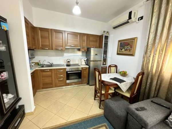 Tirane, shitet apartament Kati 0, 62 m² 97.000 Euro (Profarma, Rruga Xhamfise Keko)