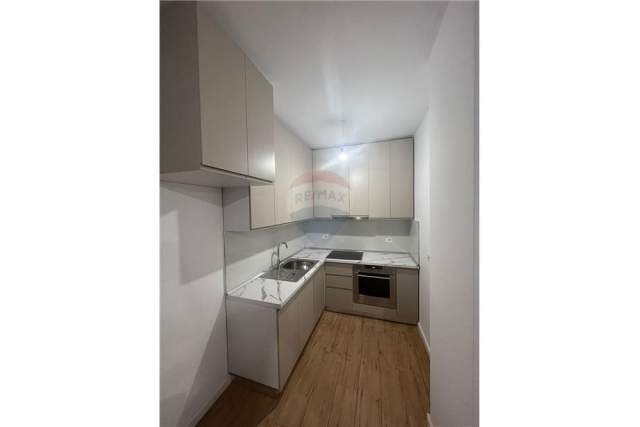 Tirane, jepet me qera apartament 1+1+BLK Kati 4, 76 m² 350 Euro (5 maj)