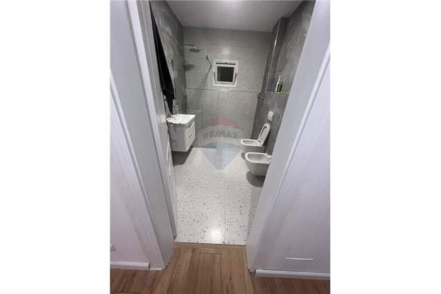 Tirane, jepet me qera apartament 1+1+BLK Kati 4, 76 m² 350 Euro (5 maj)
