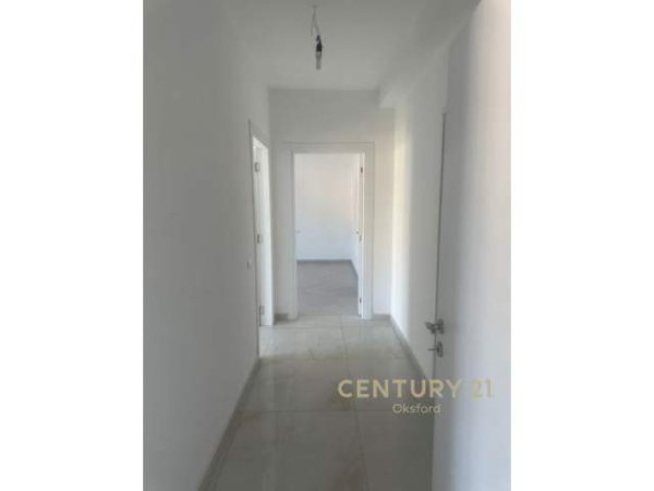 Tirane, shitet apartament 2+1+BLK Kati 6, 117.000 Euro