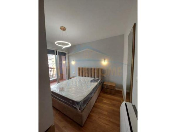 Tirane, jepet me qera apartament Kati 5, 96 m² 1.200 Euro (Pazari i ri prane ATSH)