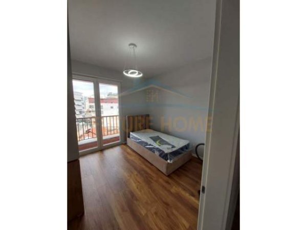 Tirane, jepet me qera apartament Kati 5, 96 m² 1.200 Euro (Pazari i ri prane ATSH)