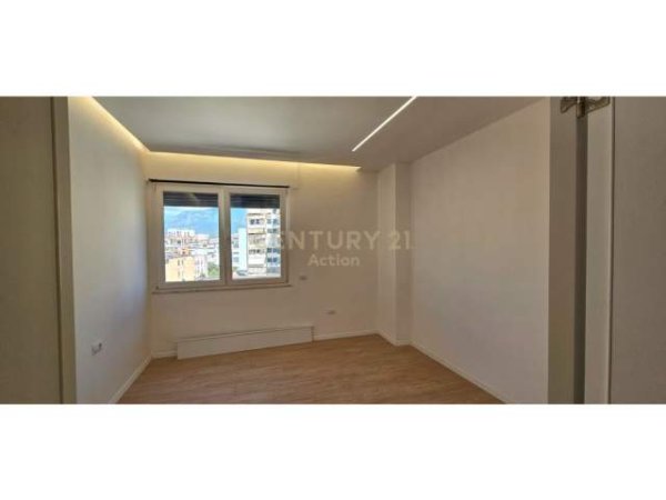 Tirane, shitet apartament 2+1+BLK Kati 7, 90 m² 215.000 Euro