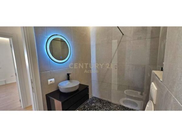 Tirane, shitet apartament 2+1+BLK Kati 7, 90 m² 215.000 Euro