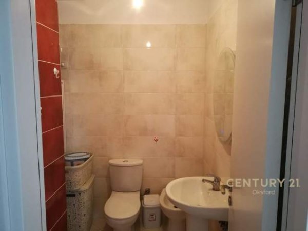 Tirane, jepet me qera apartament 2+1+BLK Kati 2, 80 m² 500 Euro (Selite, Qendra Tregtare Kristal)