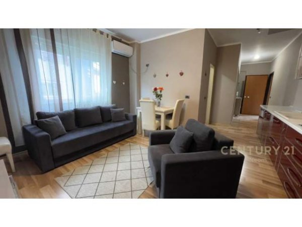 Tirane, jepet me qera apartament 1+1 Kati 4, 52 m² 500 Euro (Liqeni i Thate)