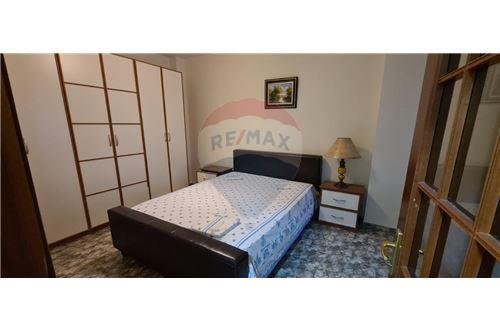 Tirane, jepet me qera apartament 2+1+BLK 600 Euro