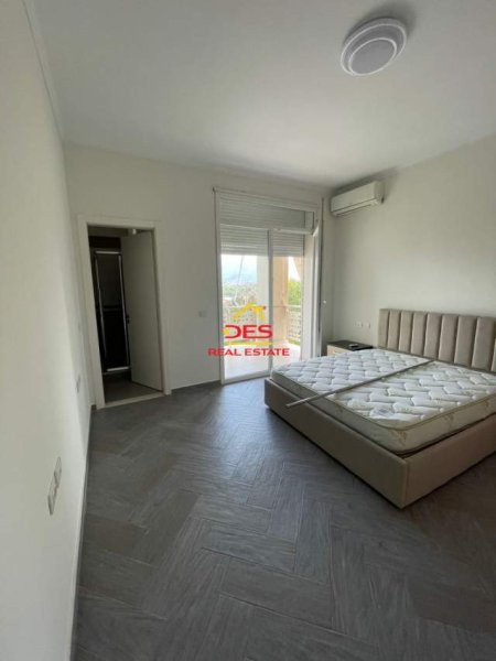 Tirane, jepet me qera apartament 2+1+BLK Kati 2, 125 m² 600 Euro (kopshti botanik)