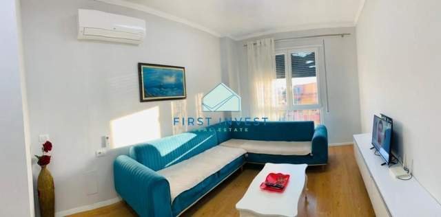 Tirane, jepet me qera apartament Kati 1, 70 m² 500 Euro (5 Maji)