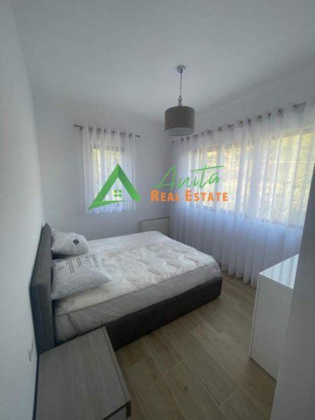 Tirane, jepet me qera apartament 3+1+BLK Kati 5, 135 m² 900 Euro (Residenca Kodra e Diellit)