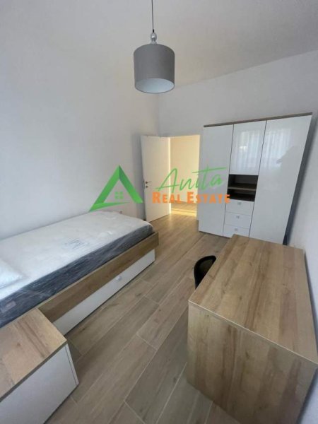 Tirane, jepet me qera apartament 3+1+BLK Kati 5, 135 m² 900 Euro (Residenca Kodra e Diellit)