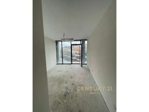 Tirane, shitet apartament Kati 3, 119 m² 310.000 Euro (Tirana, Albania)