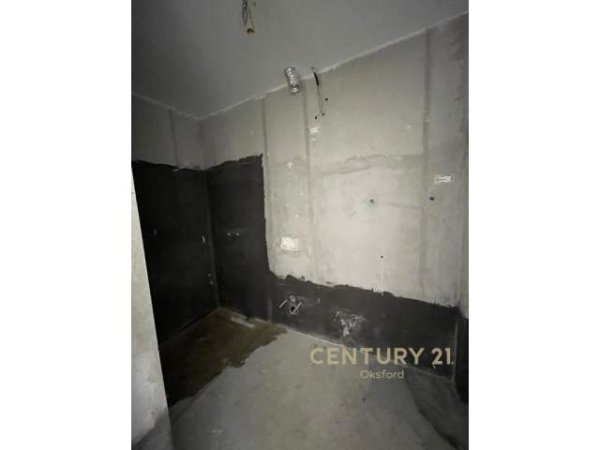 Tirane, shitet apartament Kati 3, 119 m² 310.000 Euro (Tirana, Albania)