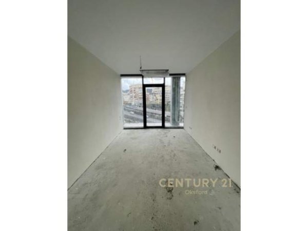 Tirane, shitet apartament Kati 3, 119 m² 310.000 Euro (Tirana, Albania)