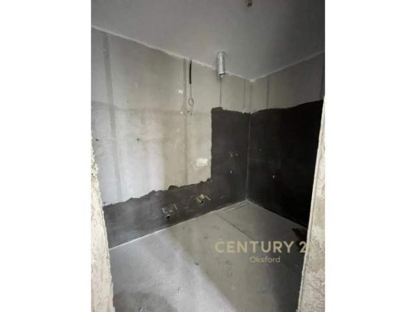 Tirane, shitet apartament Kati 3, 119 m² 310.000 Euro (Tirana, Albania)