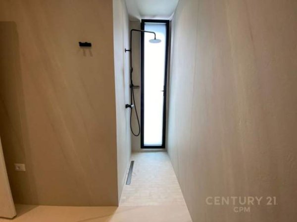 Tirane, jepet me qera Vile 3 Katshe Kati 3, 597 m² 3.500 Euro (Lundder Tirana, Albania)