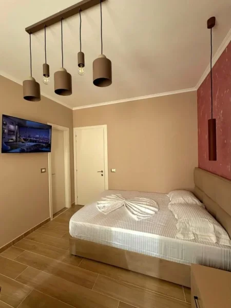 Tirane, shes garsonier 1+1 , 61 m² 210.000 € 