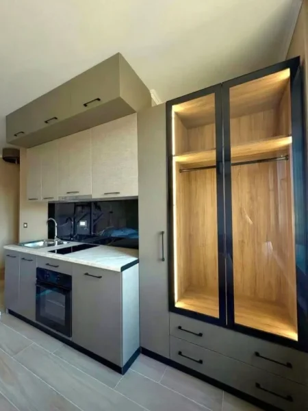 Tirane, shes garsonier 1+1 , 61 m² 210.000 € 