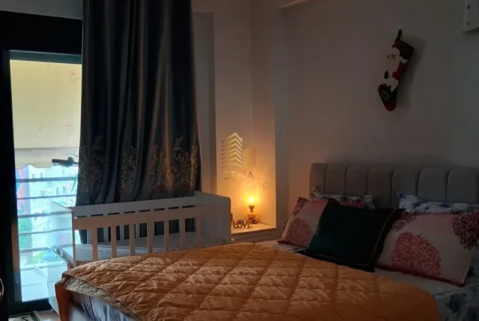 Tirane, shitet apartament 2+1+Ballkon Kati 5, 85 m² 180.000 € (Tirana e Re, perballe Delijorgjit)