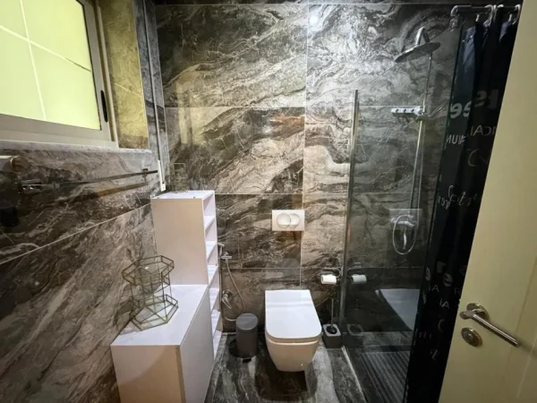 Tirane, shes apartament 3+1 , 127 m² 390.000 € 