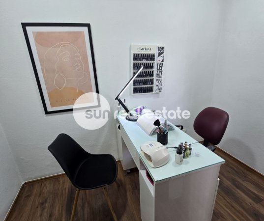 Shkoder, jepet me qera ambjent biznesi Kati 0, 80 m² (PEDONALE QENDER)