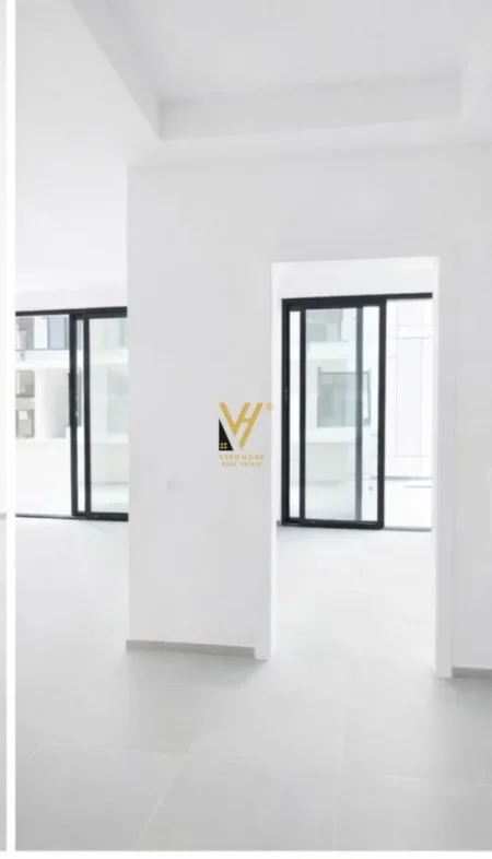 Tirane, shitet apartament 1+1+Ballkon Kati 1, 74 m² 215.000 € (UJI I FTOHTE)