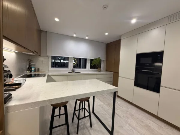 Tirane, shes apartament 1+1 , 84 m² 188.000 € 