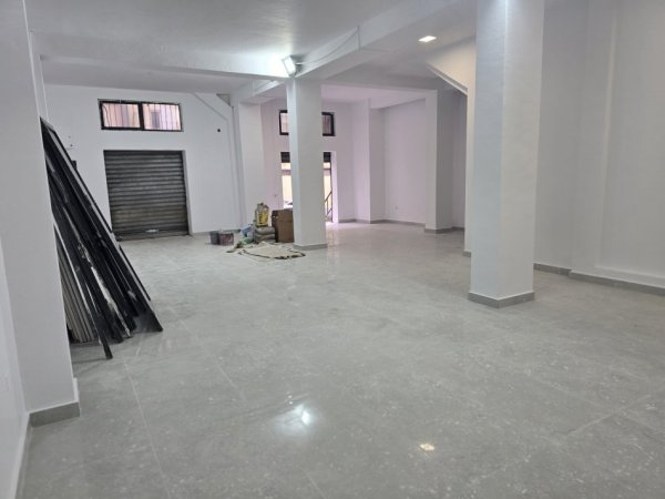 Tirane, jepet me qera Kati 0, 123 m² 750 € (21-Dhjetori)
