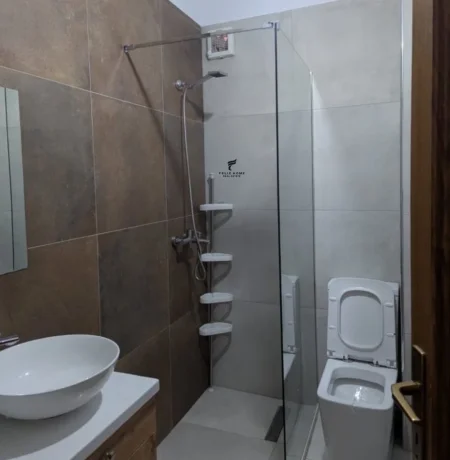 Tirane, jepet me qera apartament 2+1 Kati 2, 90 m² 720 € (ISH GARDA)
