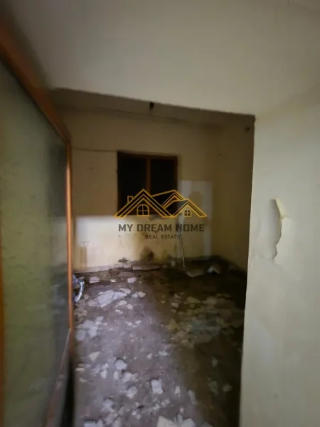 Durres, shitet apartament , 200 m² 170.000 € (gjykata)